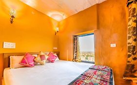 Mud Mirror Guesthouse